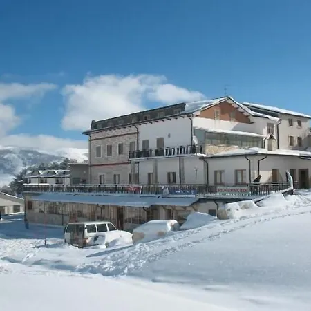 Vallefura מלון 3*